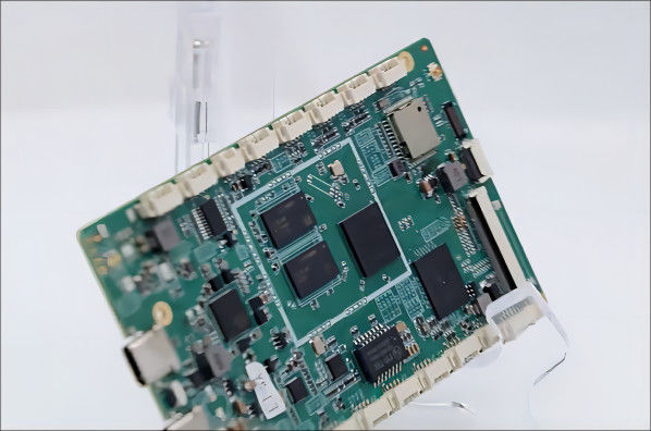 تجميع وتصنيع أقراص PCB متعددة الطبقات لبناء لوحة أم اندرويد متكاملة